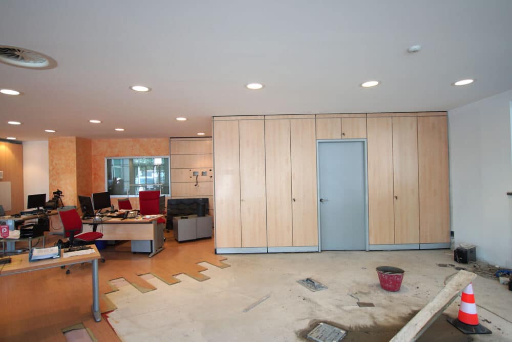 Rinnovare mobili e pareti mobili concessionaria auto con wrapping applicatori certificati e 3M DI-NOC